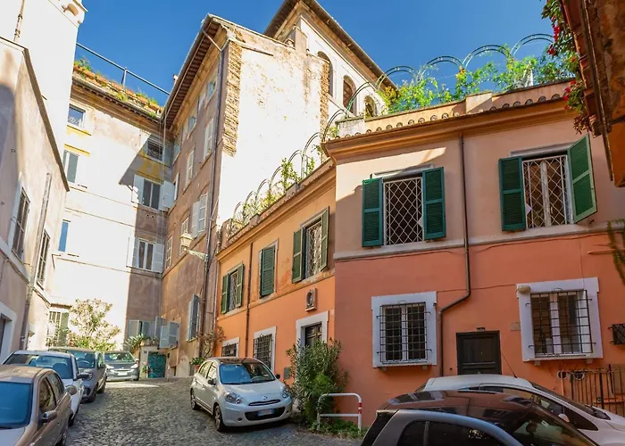 Charm Near Piazza Navona - Cozy Loft For 2 דירה *