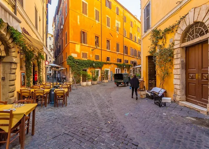 Charm Near Piazza Navona - Cozy Loft For 2 דירה *