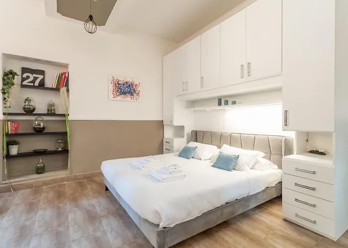 Charm Near Piazza Navona - Cozy Loft For 2 דירה רומא